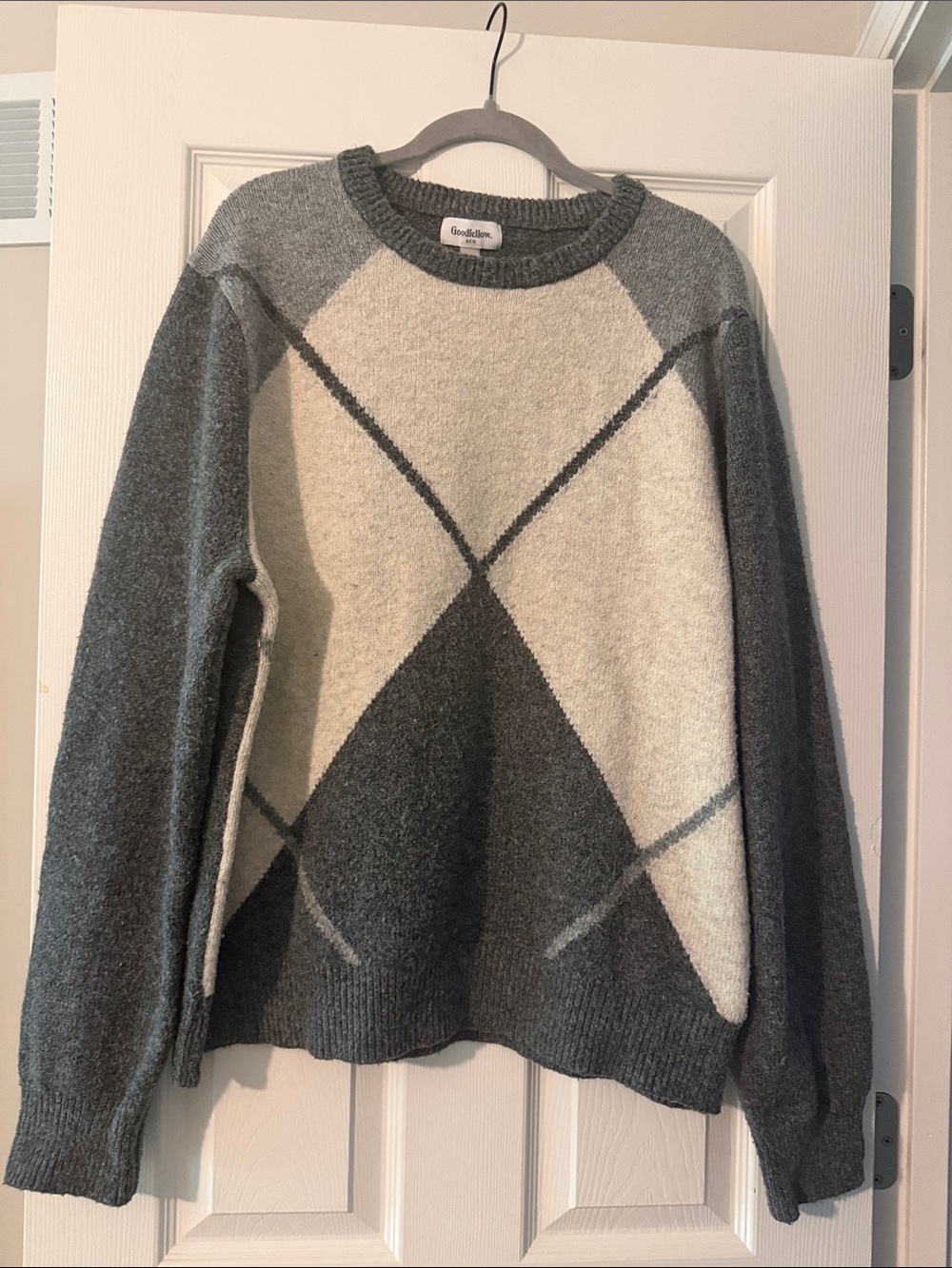 Goodfellow & Co Gray and Cream Argyle-Style Crewneck Sweater